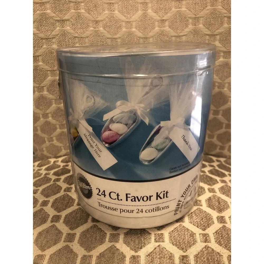 Wilton Mini Candy‎ Scoop Favor Kit  24 Count - New Wedding Bridal Shower
